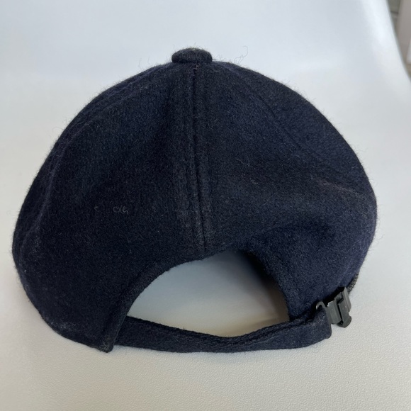 Vintage guess hat - Picture 2 of 3